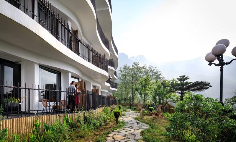 Phòng Deluxe Hướng Vườn